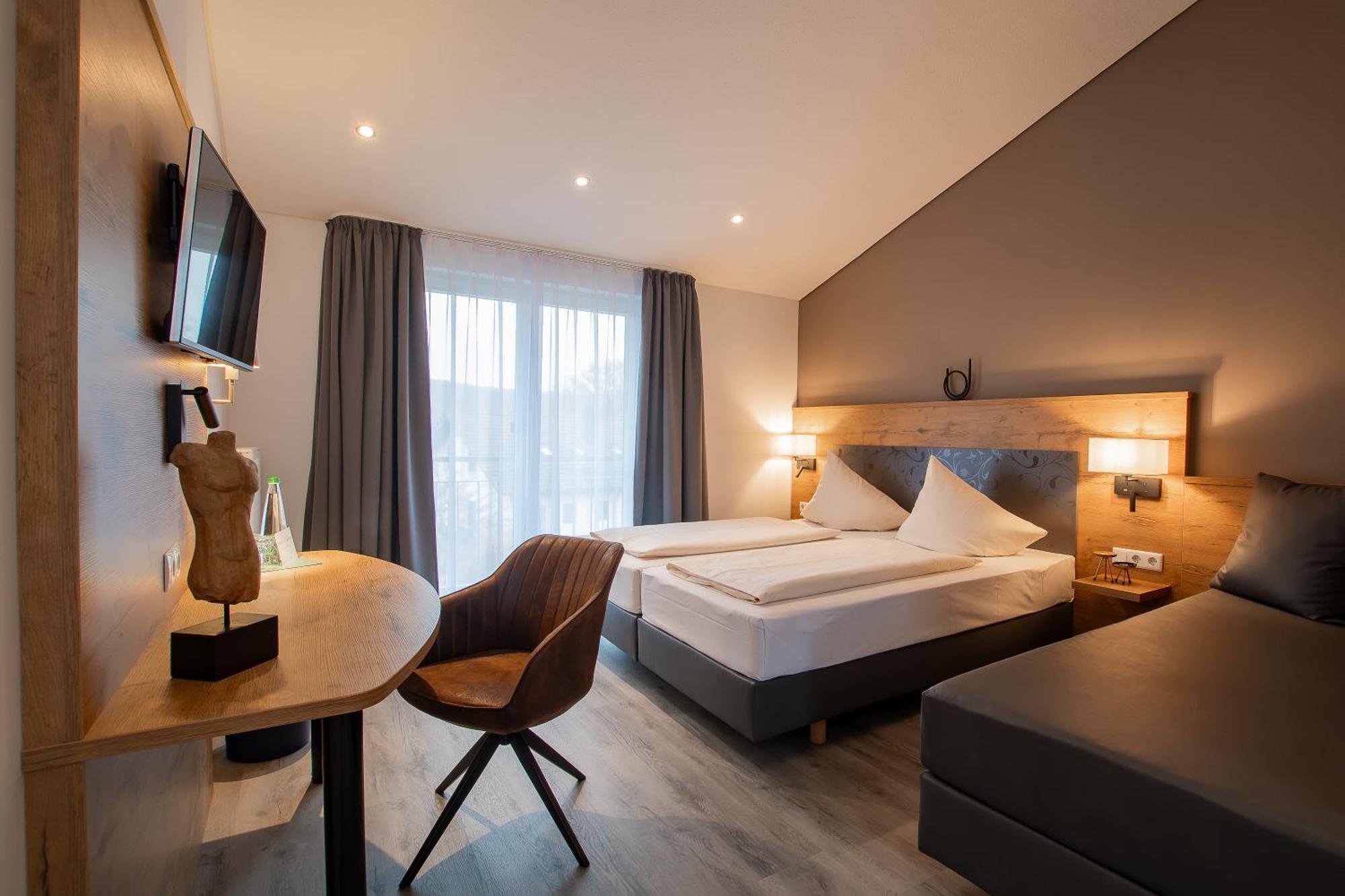 Hotel & Restaurant Bestenheider Stuben Вертхайм Екстериор снимка